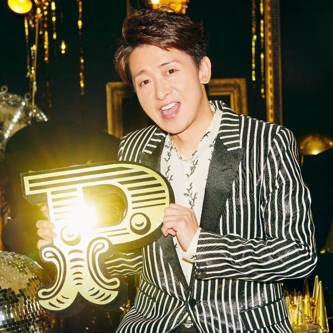 嵐（ARASHI）さんのインスタグラム写真 - (嵐（ARASHI）Instagram)「🥂✨ #PartyStarters #嵐 #ARASHI」10月29日 9時00分 - arashi_5_official