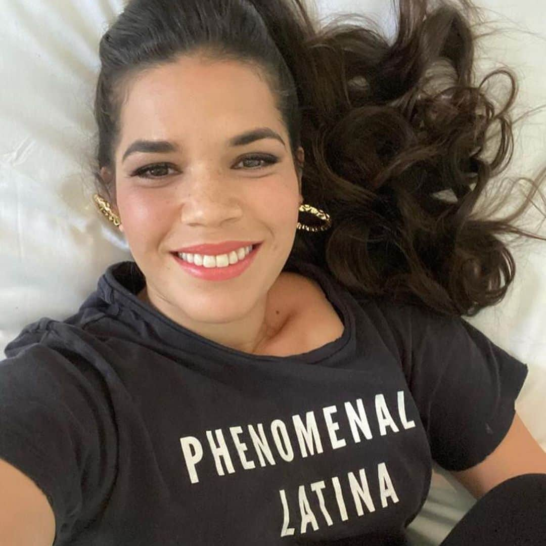 ガブリエル・ユニオンさんのインスタグラム写真 - (ガブリエル・ユニオンInstagram)「Today’s #WCW is mom, wife, actor, producer, director, activist and more @americaferrera . I met America on the set of Ugly Betty when I played a lovesick arsonist and I found her to be super smart, super talented, and really sweet. One thing I love so much about her, is she uses her platform for GOOD. Just head over to her IG right now as an example - it is filled with content lifting up underserved / unheard voices… and also advocating for change, equal right, and more. It is no wonder she has countless awards and accolades like Time’s 100 most influential people in the world. On top of all this, her career is dynamic: from starring in Ugly Betty to voice acting in How To Train Your Dragon, and directing Superstore… she really does it all. Let us lift her up in the light of goodness and hold her there」10月29日 9時19分 - gabunion