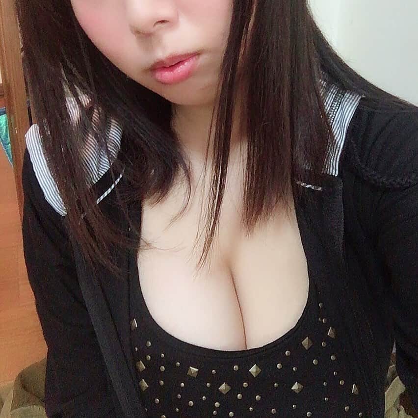 塚田詩織のインスタグラム