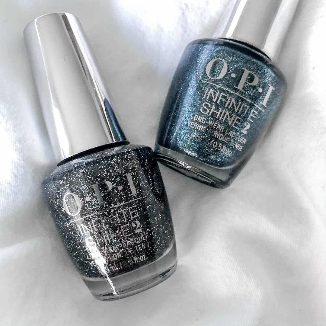 OPIさんのインスタグラム写真 - (OPIInstagram)「Left or right? 🤔 Left: #HeartAndCoal  Right: #ToAllAGoodNight  By: @workforlipstick   #OPIcons #OPIShineBright #OPIObsessed #ColorIsTheAnswer #NOTD #NailSwag #NailsOfInstagram #NailsOnFleek #NailPolish #Nails #OPI」10月29日 10時01分 - opi