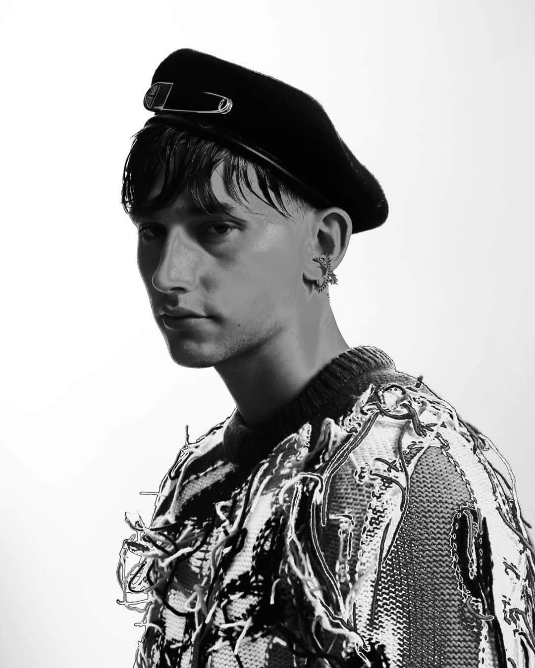 アンダーグラウンドのインスタグラム：「Corey wearing the Windsor Beret with oversize Pin for @metal_magazine ⁠ ⁠ Algender and from our online store.⁠ ⁠ ⁠ ⁠ Photography @catssilvaz⁠ Styling @jaredbehl⁠ Make Up @daisymooremakeup⁠ Hair @moemukai23⁠ Styling Assistant @oliverjosephjames⁠」