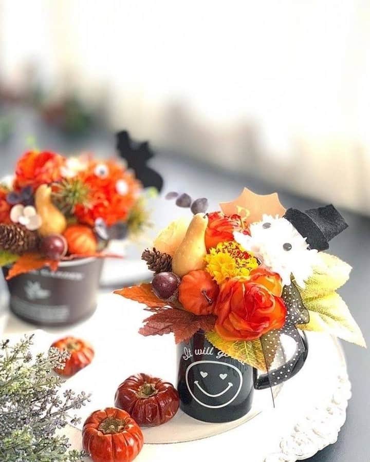 東京堂アーティフィシャルフラワーMAGIQのインスタグラム：「・ 🌟MAGIQ キャンペーン🌟 【Happy Halloween 🎃 キャンペーン】 ・ 💫💫💫💫💫💫💫💫💫💫💫💫💫💫💫💫 ・ 👑【入賞】発表❗️ 👑 ✳️💫 Congratulations 🏆💫✳️ 🎊 おめでとうございます！ 🎉🎊 ・ Photo by @lien.nature 👏👏👏 ・ 💫💫💫💫💫💫💫💫💫💫💫💫💫💫💫💫 ・ キャンペーンへの投稿ありがとうございます🙇 ・ 素敵な写真を共有させて頂きます♪ ・ これからも @magiq.jp をよろしくお願いいたします。 ・ 🔸🔸🔸🔸🔸🔸🔸🔸🔸🔸🔸🔸🔸🔸🔸🔸 ・ 【Happy Halloween 🎃 キャンペーンへご参加の皆様】 キャンペーンへのご参加、誠にありがとうございました🙇‍♂️ ・ 今後もキャンペーンは続きますので、次回キャンペーンも ぜひご参加よろしくお願いします🙇‍♀️ ・ #MAGIQ #MAGIQのある暮らし #TOKYODO #東京堂 #アーティフィシャルフラワー #アーティフィシャル #アートフラワー #造花  #フェイクフラワー  #フェイクグリーン ＃花 #花のある暮らし #花のある生活 #花好きな人と繋がりたい #花を飾る #インテリア #インテリアフラワー  #フラワーデザイン #フラワーアレンジメント #フラワーアレンジ #アレンジメント #artificialflower #キャンペーン #flowerofinstagram #flowersoninstagram #花藝 #꽃스타그램 #조화 #ハロウィン #halloween」