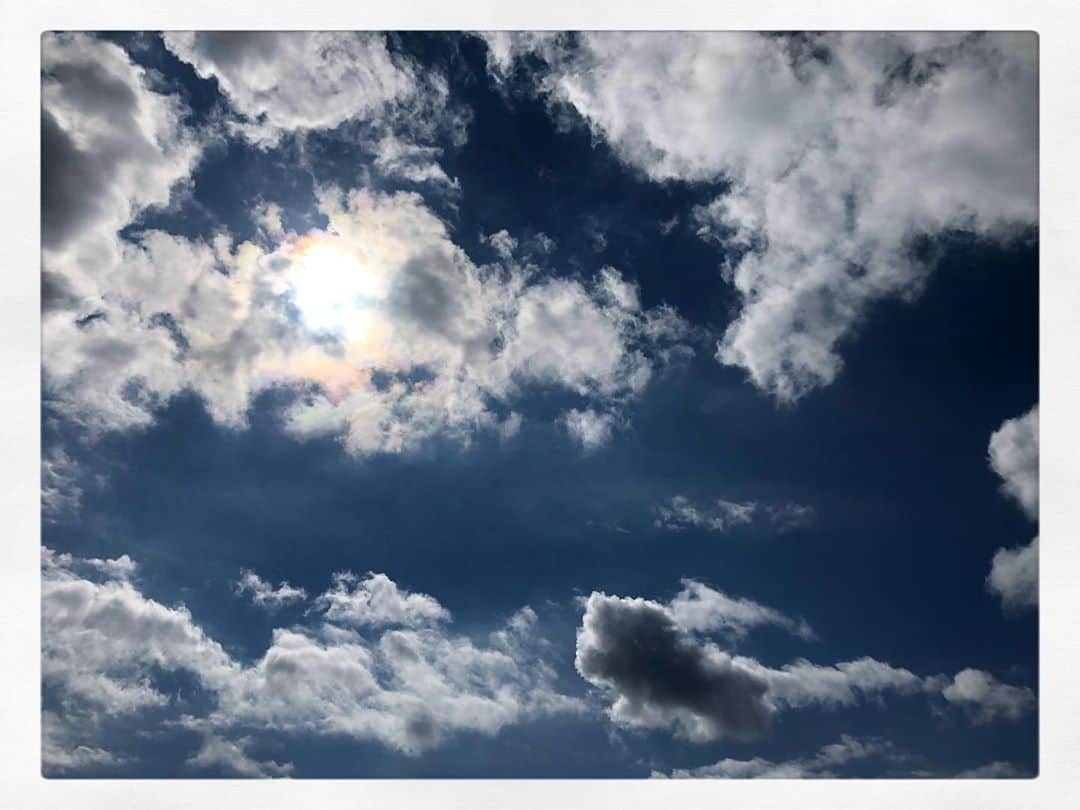 島袋寛子さんのインスタグラム写真 - (島袋寛子Instagram)「– 今日もあったかい。 暑いくらいかもです☀️  きれいだなぁ」10月29日 13時55分 - hiroko.shimabukuro