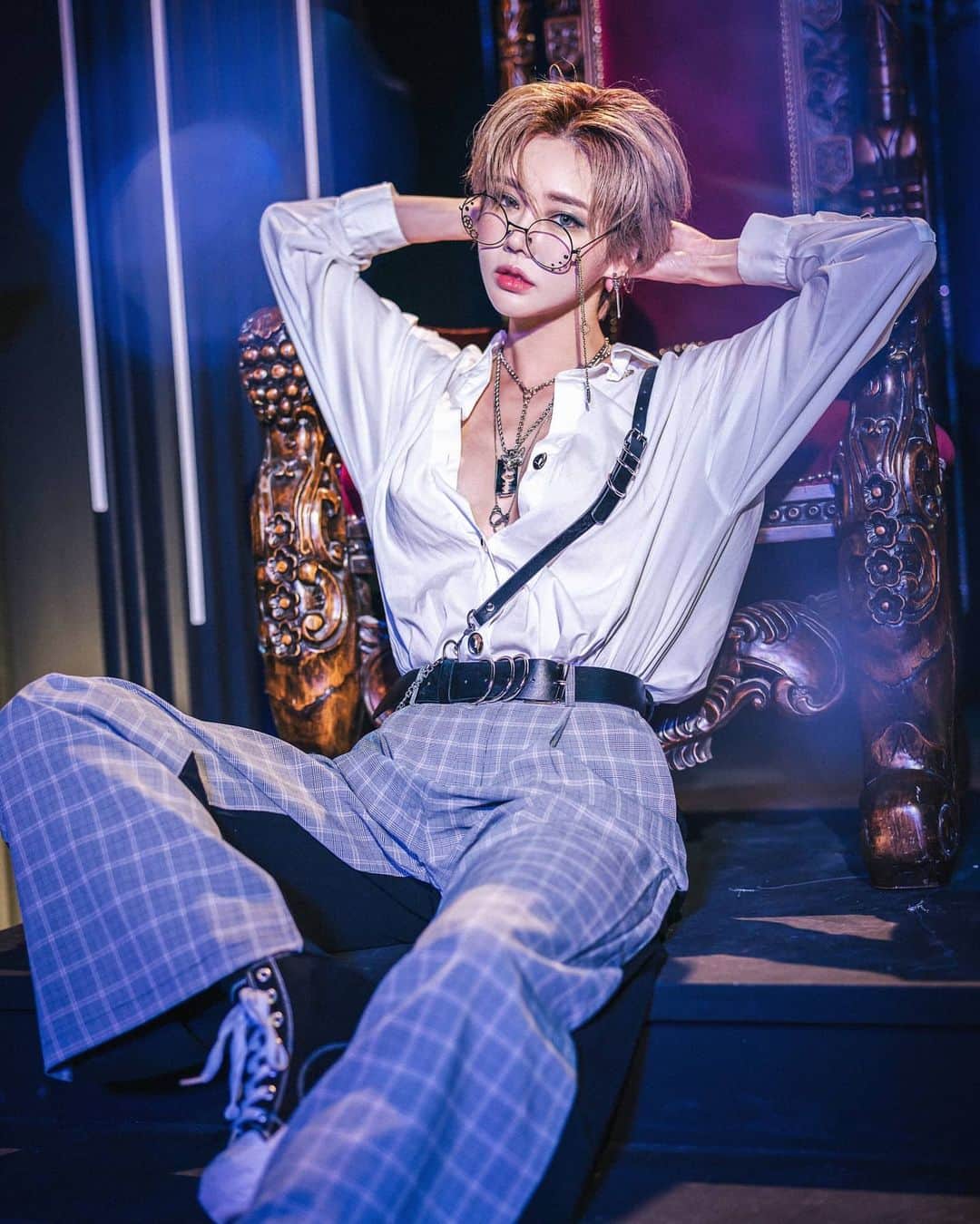 Han Ga Eunのインスタグラム：「👻 나 왜 1시간마다 배고파? 귀신이 곡할 노릇... . .  Photo @koheepark  . . #photography #Model #koreanmodel #halloween #studio」