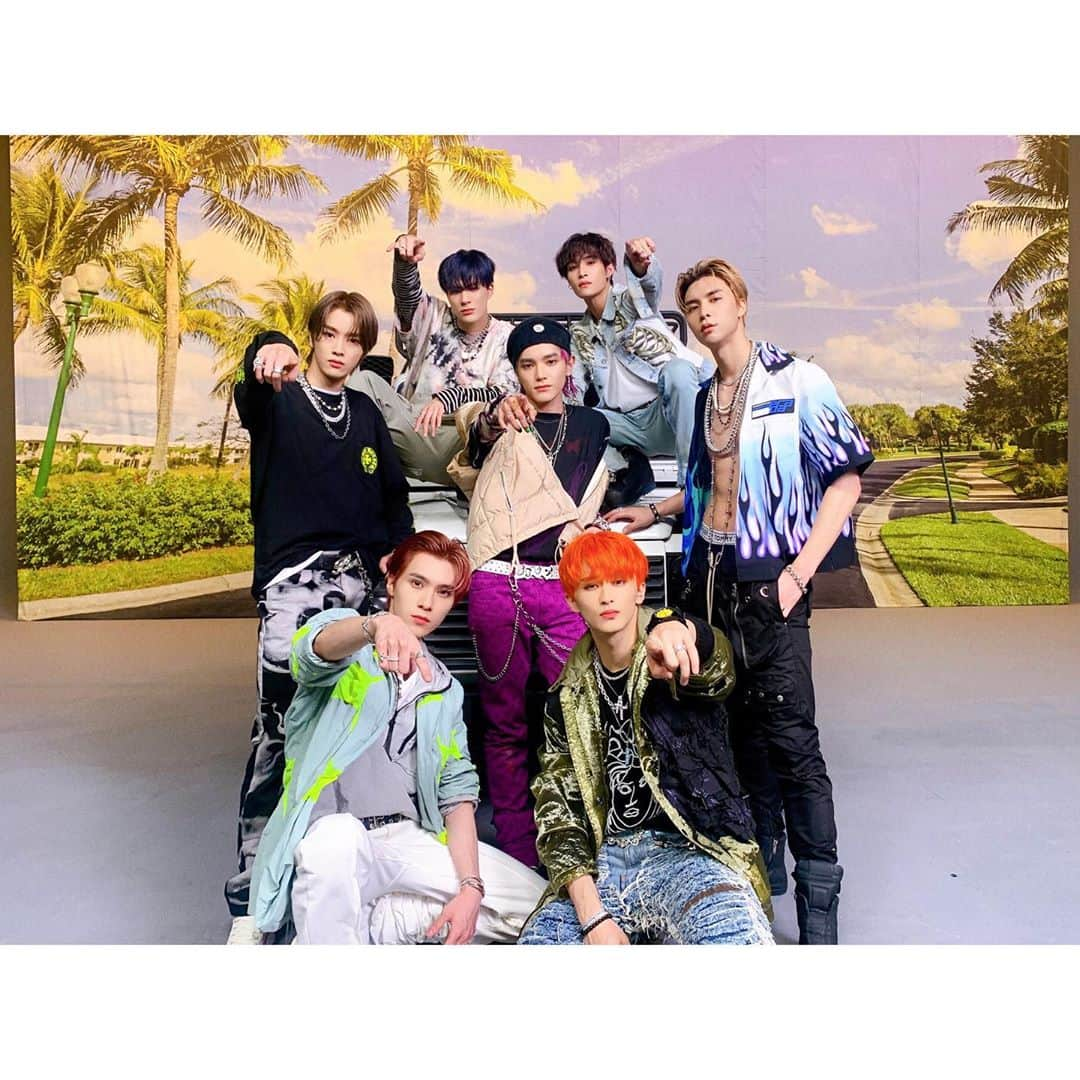 NCTさんのインスタグラム写真 - (NCTInstagram)「👉🌴🛣🌴👈  #Misfit #NCT #NCTU #RESONANCE #RESONANCE_Pt1 #NCT_RESONANCE」10月29日 14時10分 - nct