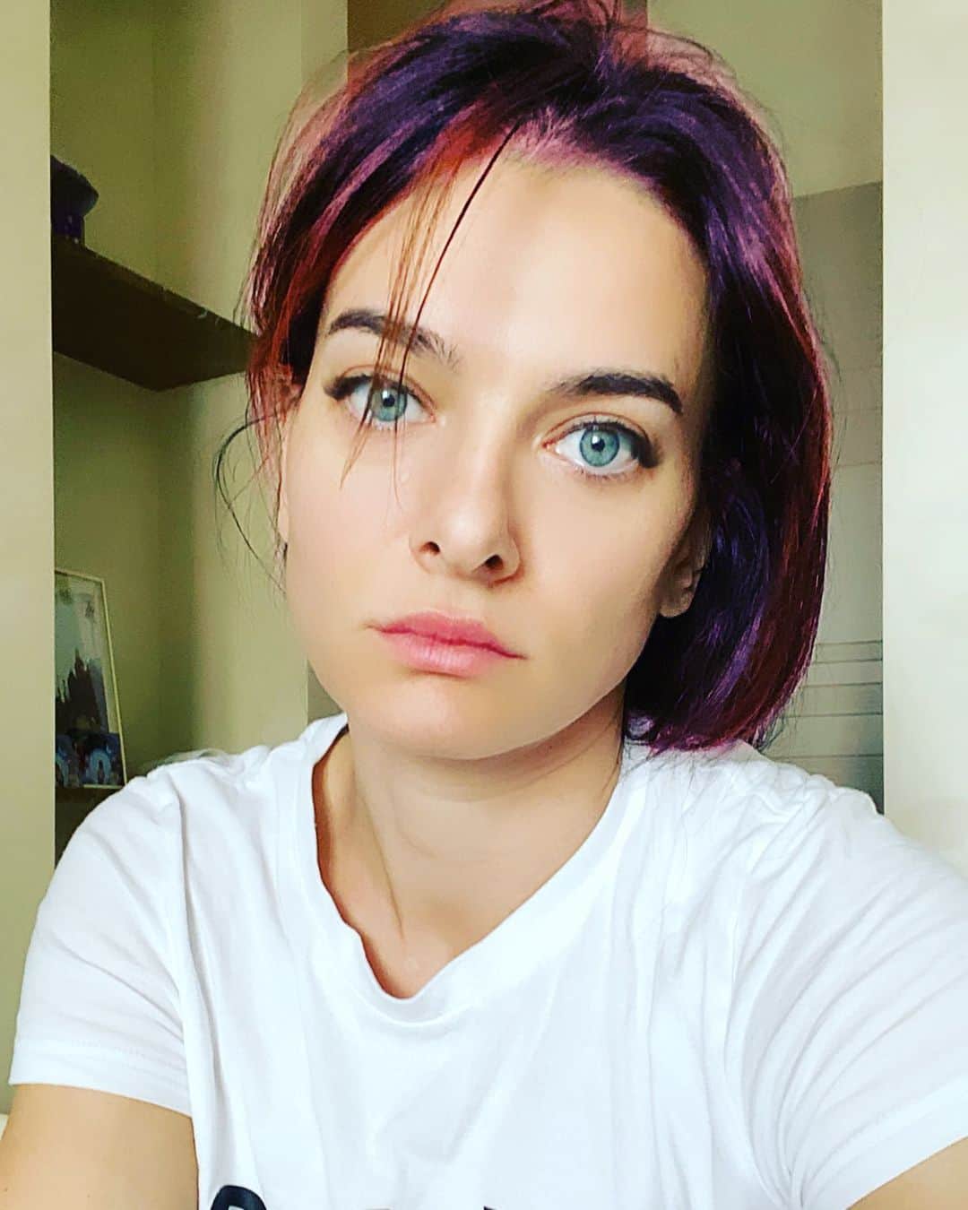 エレーナ・イシンバエワのインスタグラム：「Доброе утро! ☀️ ⠀ Вот такое настроение сегодня! ⠀ Вам желаю лучшего! 😌 ⠀ Good morning! ☀️ ⠀ Today here is such a mood! ⠀ I wish you the best! 😌」
