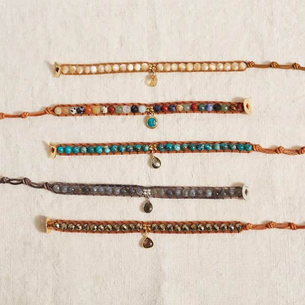 チャンルーのインスタグラム：「Decisions, decisions. Which Tear Drop Charm Wrap is your favorite?」