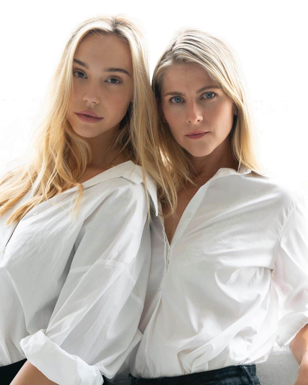 アレクシス・レンのインスタグラム：「Join me and my co-founder of Future Prosperity @heyvanessablack on @futureprosperity’s IG LIVE at 12 PM PST as we talk how FPXII came to be, why plastics has got to go, and our team of amazing women who’ve helped and inspired us along the way.」