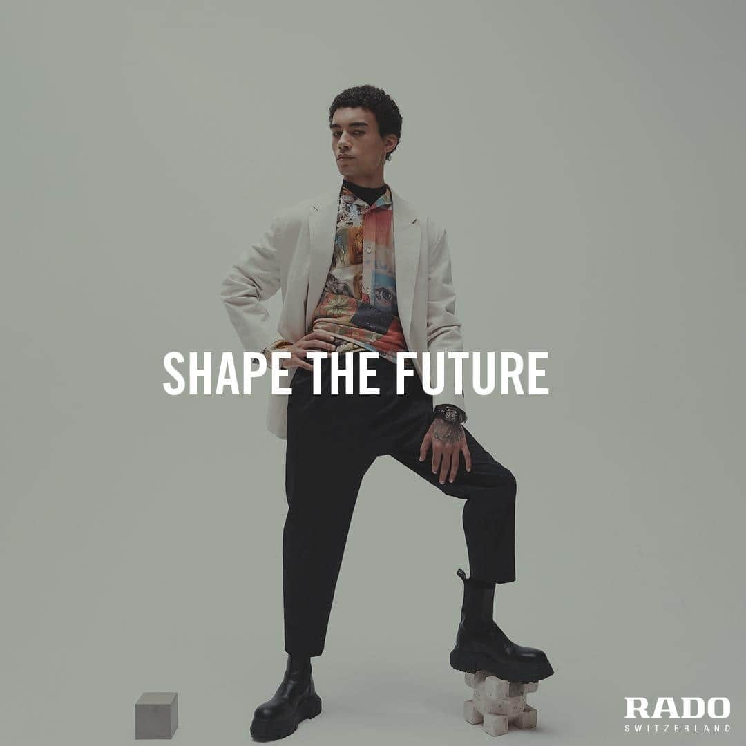 ラドーのインスタグラム：「Shape the future however you want it to be and do it in style. Get our square shaped True Square watches now at @farfetch. #Rado #Farfetch #Feelit」