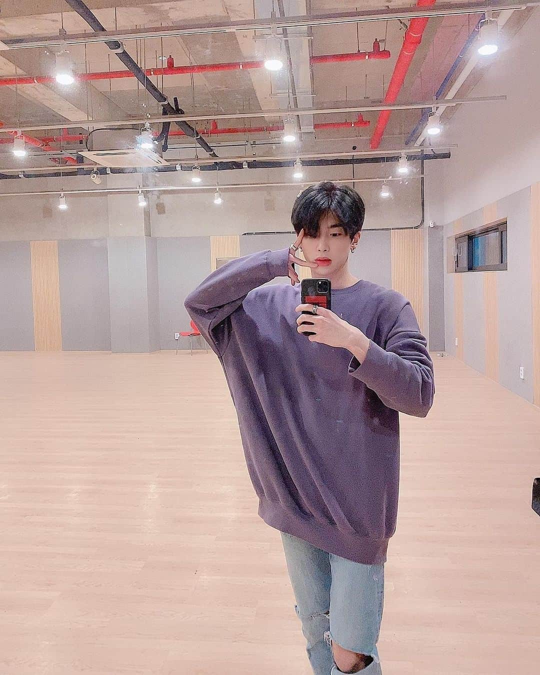 UP10TIONさんのインスタグラム写真 - (UP10TIONInstagram)「🖤 #샤오 #xiao」10月29日 19時19分 - u10t_official