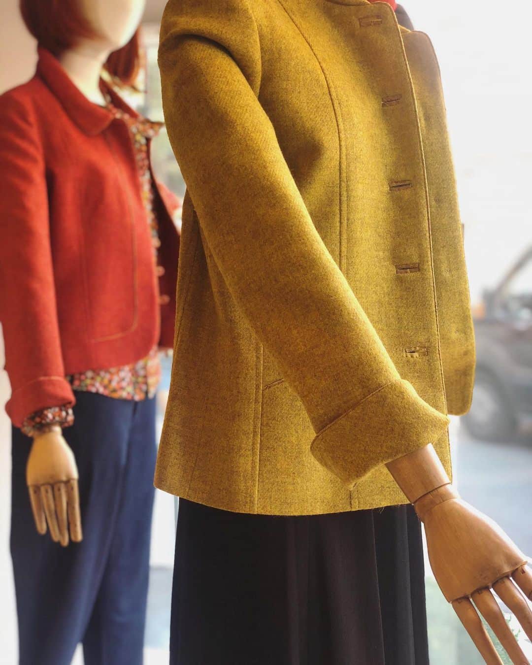 キャロライン チャールズのインスタグラム：「With the dark nights & colder weather arriving, you may be looking for wardrobe updates. Our new Wool Jackets will add new life to your Autumn Winter collection 🍂 Shop our latest arrivals online or in-stores.  #wool #wooljacket #fashion #britishdesigner #britishfashion #luxury #luxurylifestyle #lifestyle #fashionista #ootd #ootdfashion #wardrobeinspo #instafashion #luxuryfashion #ladieswear #aw20 #autumnwinter #autumnwinter2020 #newarrivals」