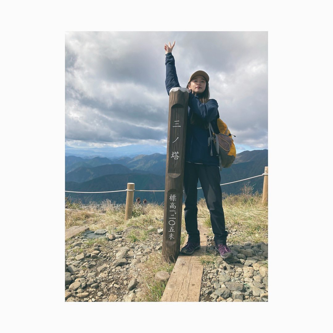 fumikaさんのインスタグラム写真 - (fumikaInstagram)「⛰⛰⛰﻿ ﻿ #神奈川県 #二ノ塔 #三ノ塔﻿ #富士山こんにちわ #思い出 ﻿ #良いサイズの木棒みつけて﻿ #トレッキングストックの代用﻿ #Climbing #YAMAP #便利﻿」10月29日 20時06分 - fumikasingasong