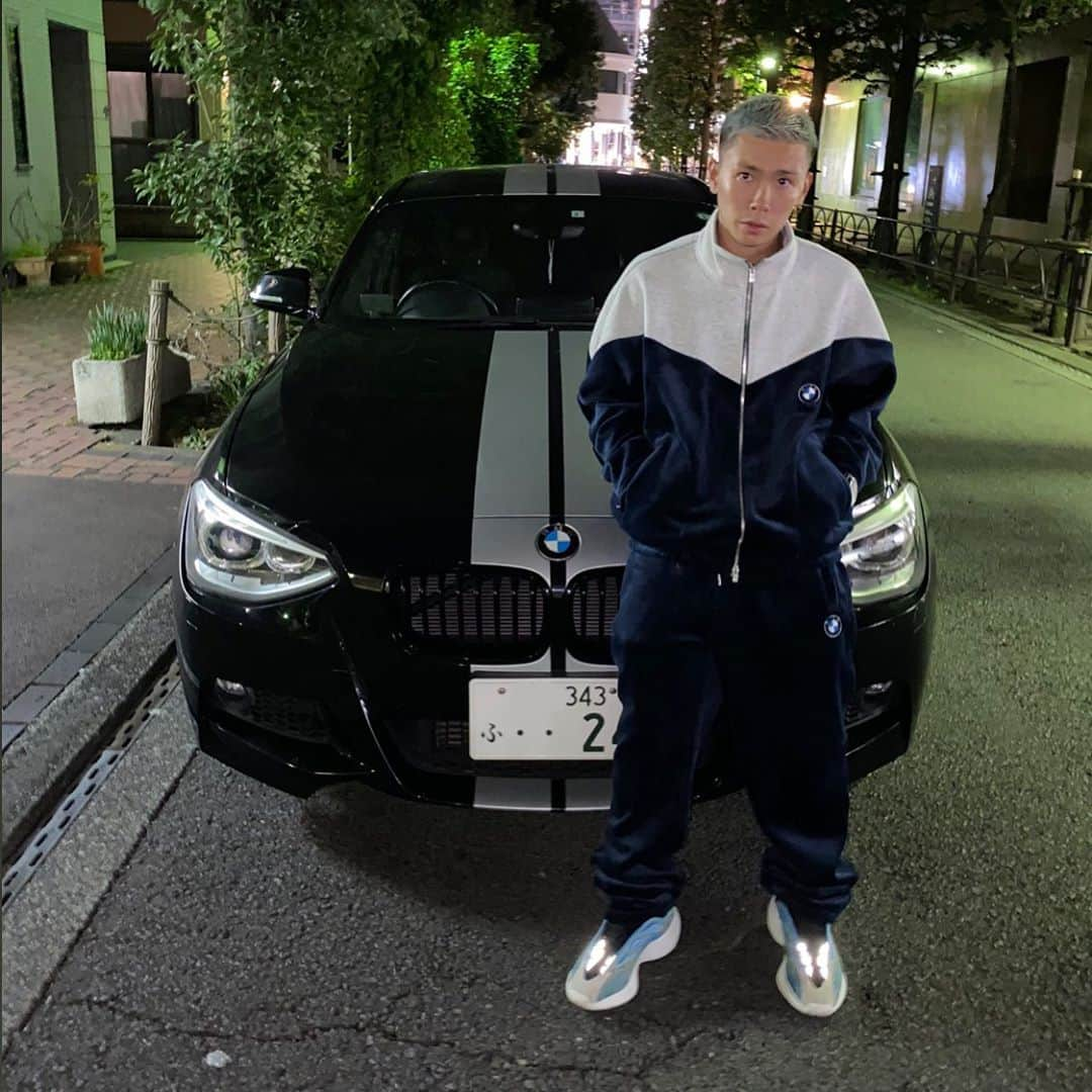 岩田翔吉さんのインスタグラム写真 - (岩田翔吉Instagram)「@kith × @bmw  . #kith #bmw #outfits #ootn #ootd #yeezy700 #adidas #night #setup #lifestyle」10月29日 20時15分 - shokichiiwata_tokyo