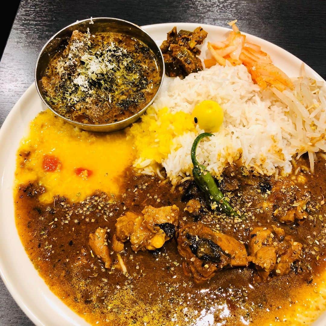 山口森広のインスタグラム：「うまいっ！ #スパイスカレー #KERAKU」