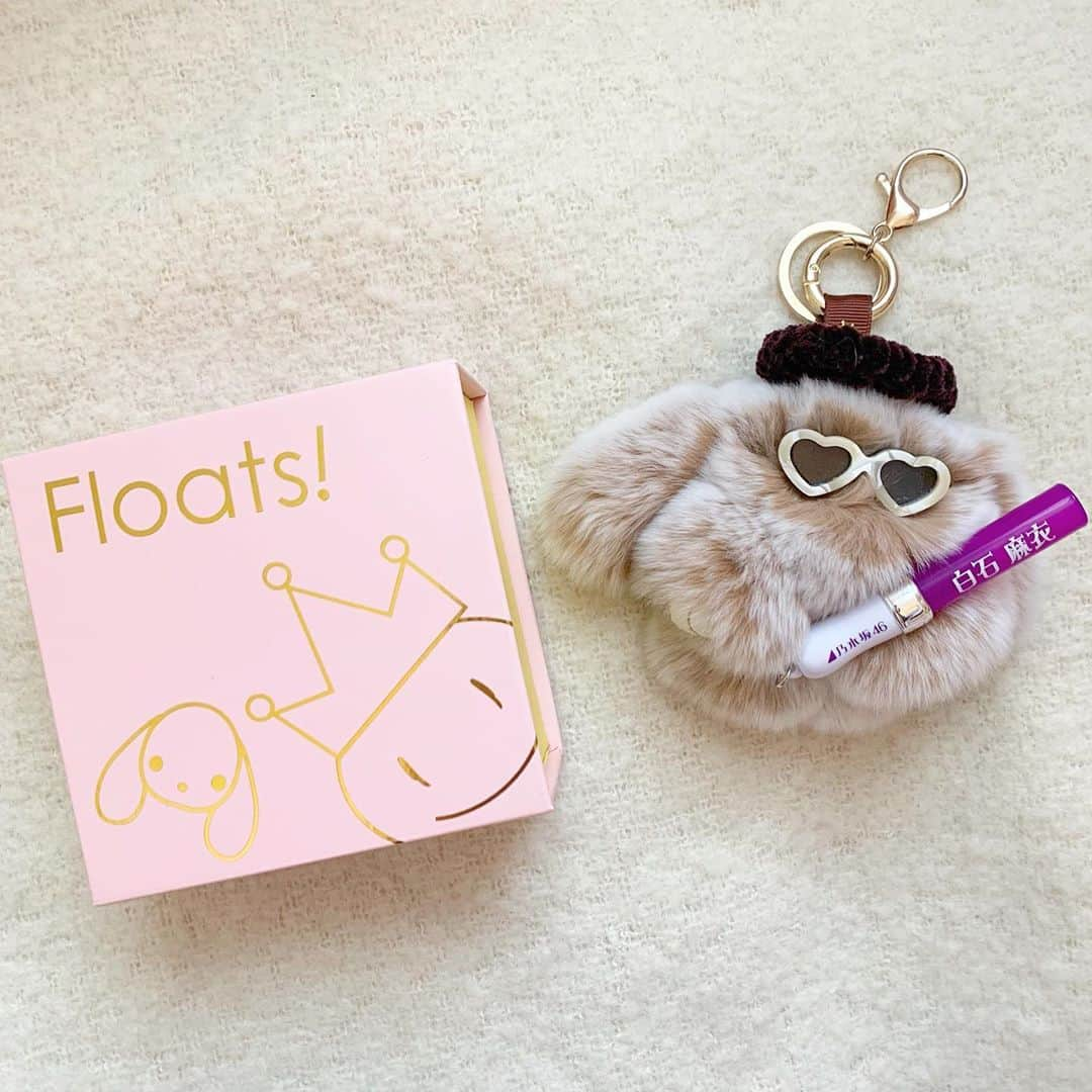 KANAKAさんのインスタグラム写真 - (KANAKAInstagram)「かずみんがまいやんにプレゼントしてたFloats!の🐰ちゃん♡  表参道の本店行ったらまさかのあずきみるくちゃんいたから即買い👼🏻  昨日の卒ラの余韻が、、24時までもっかい見ようっと💭  #floats #フローツ #フローツラビット #あずきミルク #乃木坂46 #白石麻衣 #白石麻衣推し」10月29日 20時34分 - canika_1111