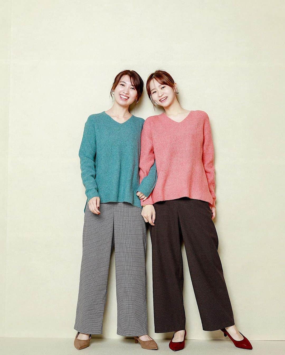mikicoco00のインスタグラム：「* * @uniqlo  スフレヤーンニットの試着会🧶  1枚目は一つ前に投稿したニットの色違い👭 ピンクもブルーも綺麗な色だったな♪ ニットのパーカーも可愛いかったなぁ〜🧶  色も形も沢山ー！ 自分に似合うニットに出会えそう〜🙊♡ * * * #ユニクロニット部 #全身ユニクロ  #uniqlo#uniqloginza #uniqloginza2020fw」