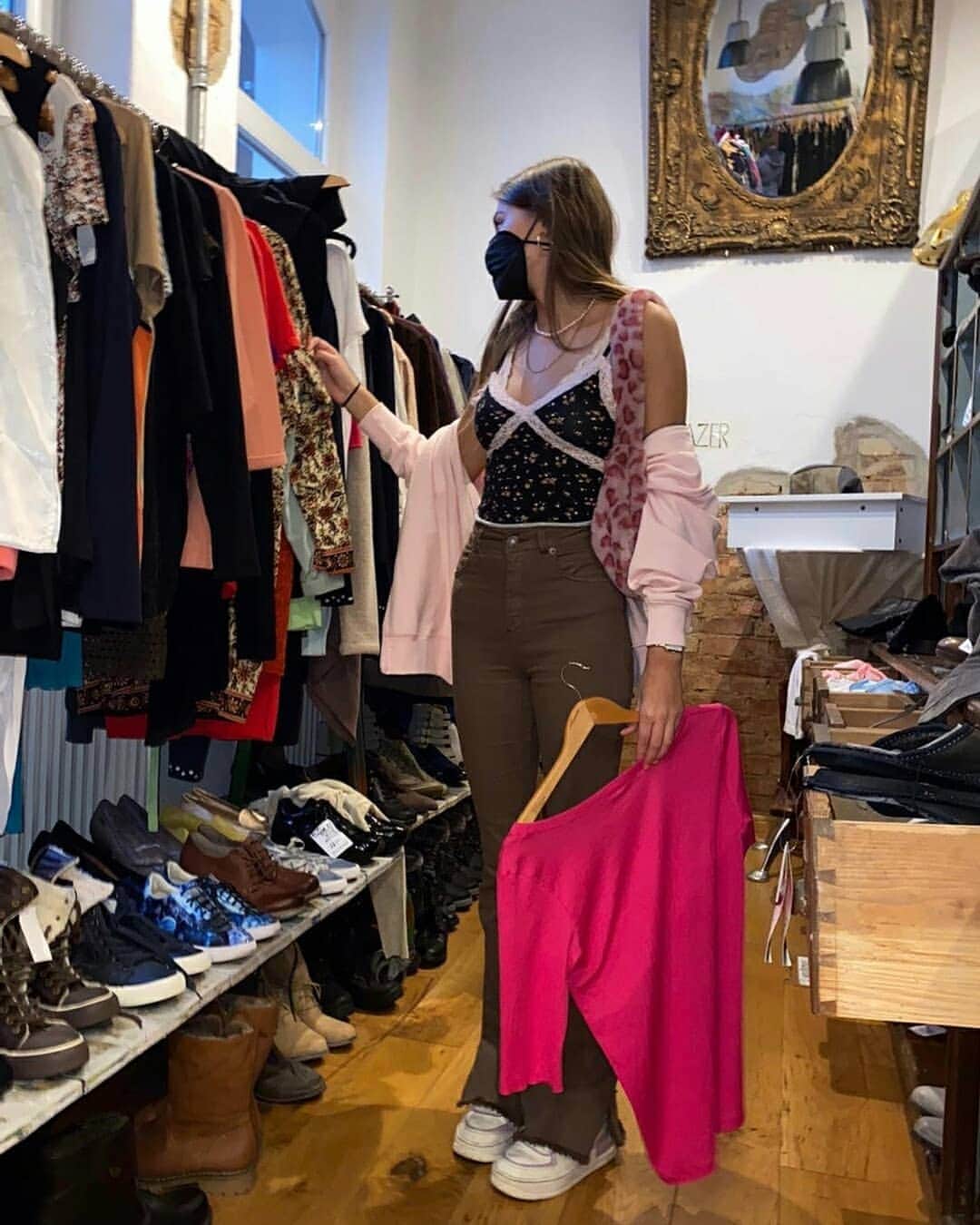 Subduedさんのインスタグラム写真 - (SubduedInstagram)「Mix & match with vintage ♻️ What look do you like better?1,2,3,4? #subdued #subduedgirls」10月29日 21時11分 - subdued