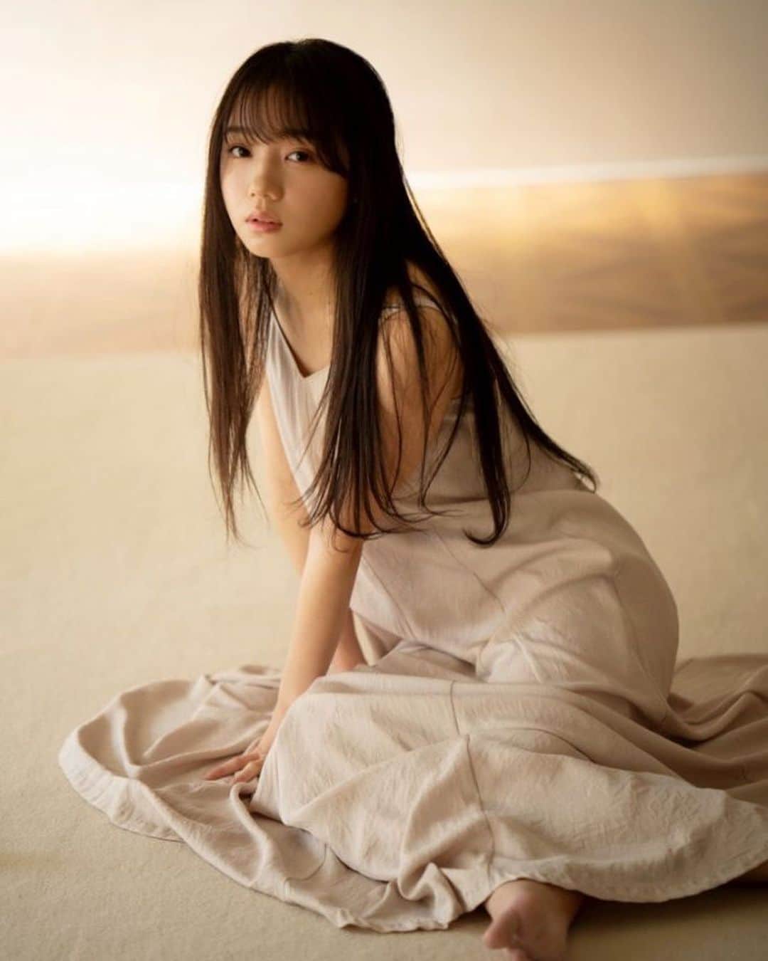B.L.T.さんのインスタグラム写真 - (B.L.T.Instagram)「˚✧₊⁎ お知らせ ⁎⁺˳✧༚  11／18（水）発売の「blt graph.vol.61」に #日向坂46  #齊藤京子 ちゃんが登場💕  blt graph.初登場&初表紙です👍👍👍  BESTでありNEWな きょんこを お届けします〜👏  ほかにも、豪華なラインアップが勢揃い❣️  #日向坂46 #髙橋未来虹 #虹のコンキスタドール #岡田彩夢 #志田音々」10月29日 21時09分 - b.l.t.official