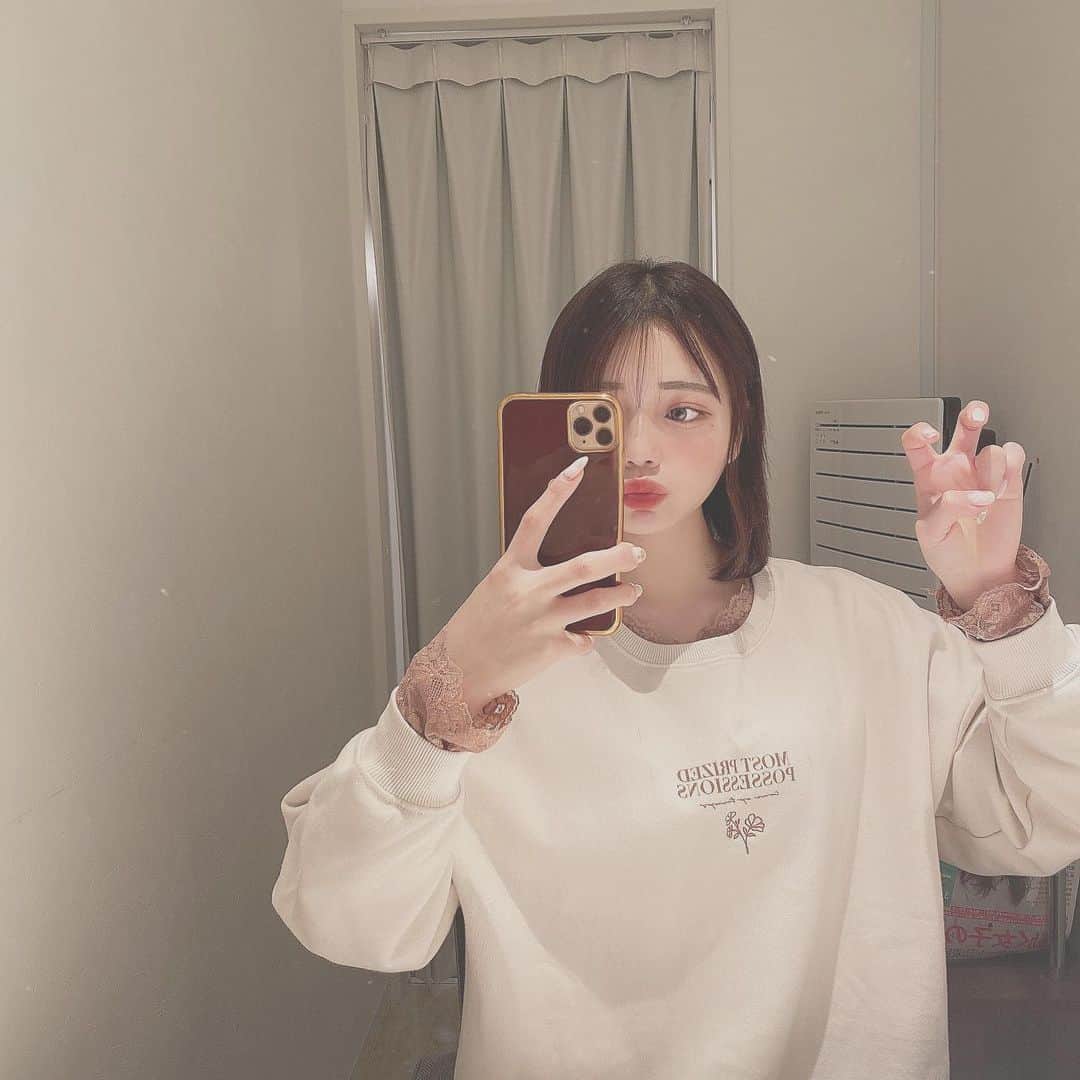 大橋あかりのインスタグラム：「実はまるぴとお揃い🤍✌︎ 大好き大好きいい☺︎☺︎ @natamaru041   #誕プレありがとう #宝物！！」