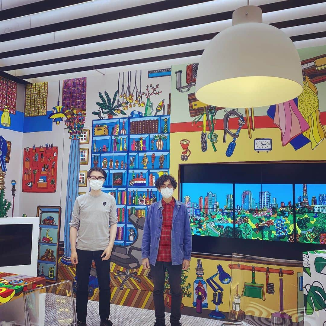 加藤啓さんのインスタグラム写真 - (加藤啓Instagram)「RyuI tadani 君の 『A Room in The Room』展  カッコ良かった。  りゅう君が会場で立体物に絵を描いていて、とても興味深い。  11/3までやってるそうです。 ぜひ。」10月29日 21時21分 - kato_kei