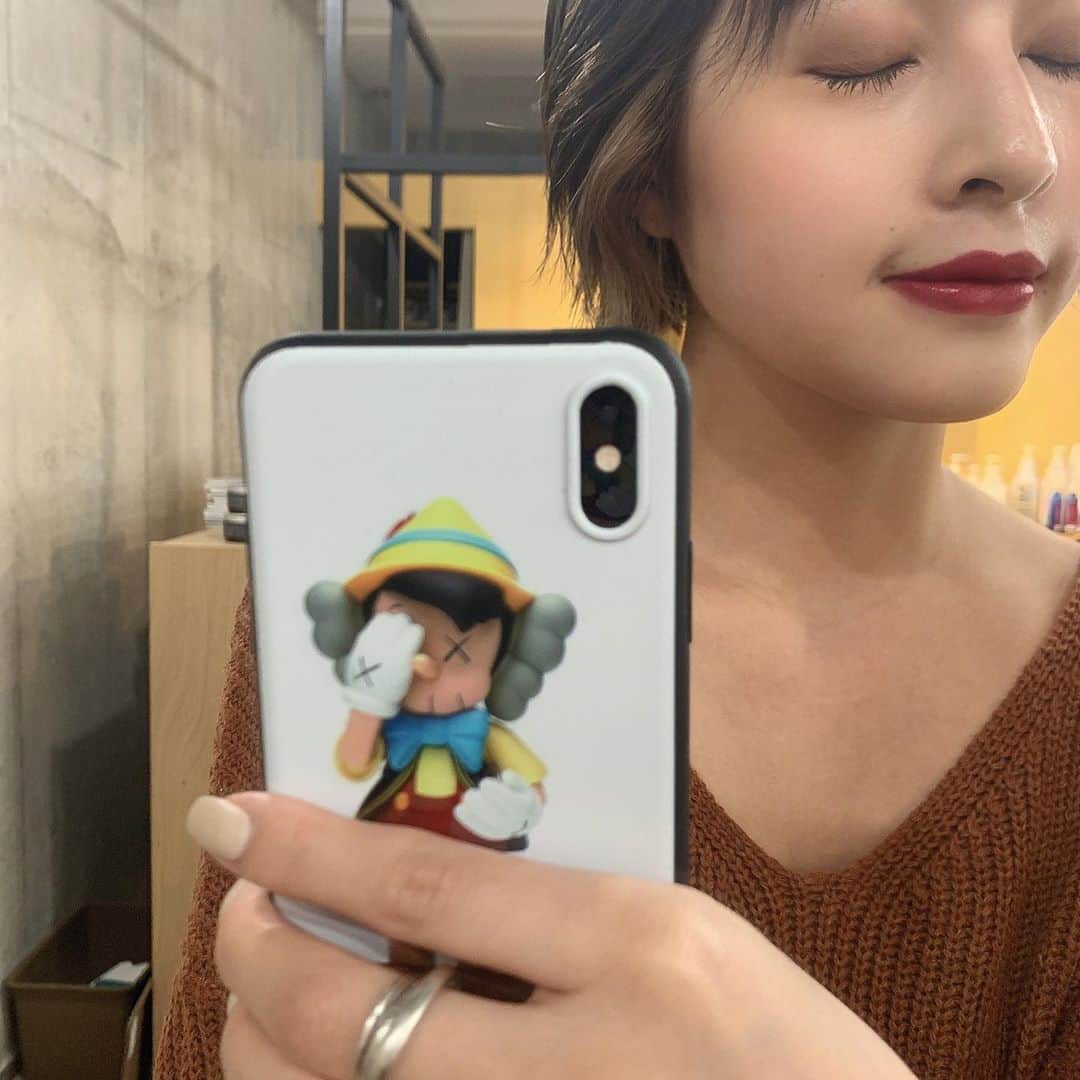 えなちぃのインスタグラム：「このカラーお気に入りだったけど もう色落ちしてしまった😵😵 来週カラーするけど、 インナーカラーの量を増やす予定🥺❤️」
