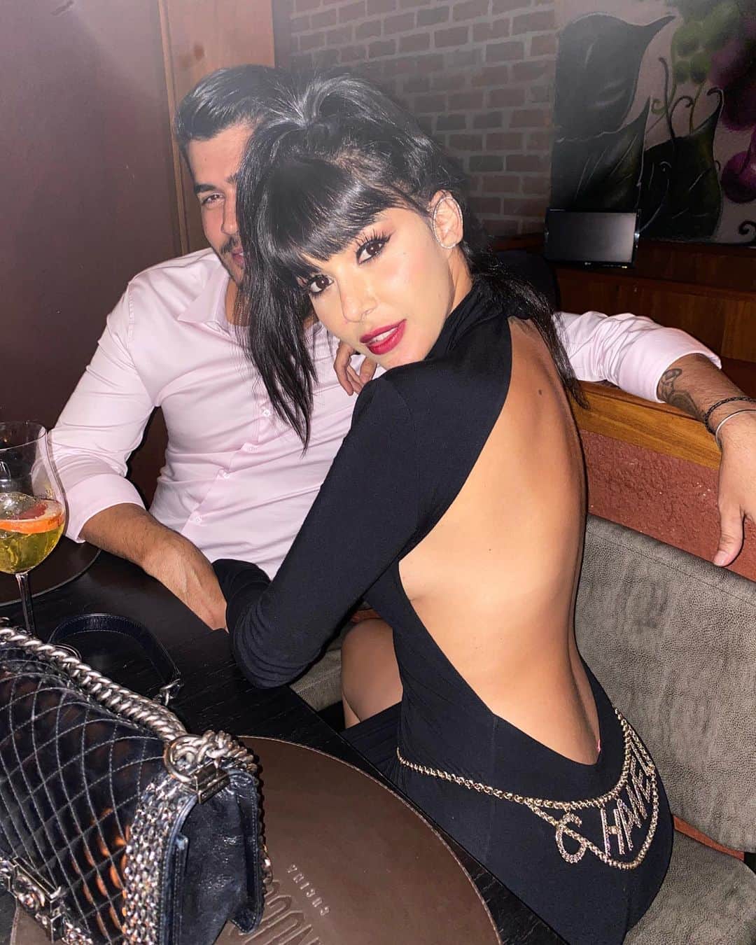 Gabriela Salesのインスタグラム：「Poxa zão nem parece que tava derrubativa」