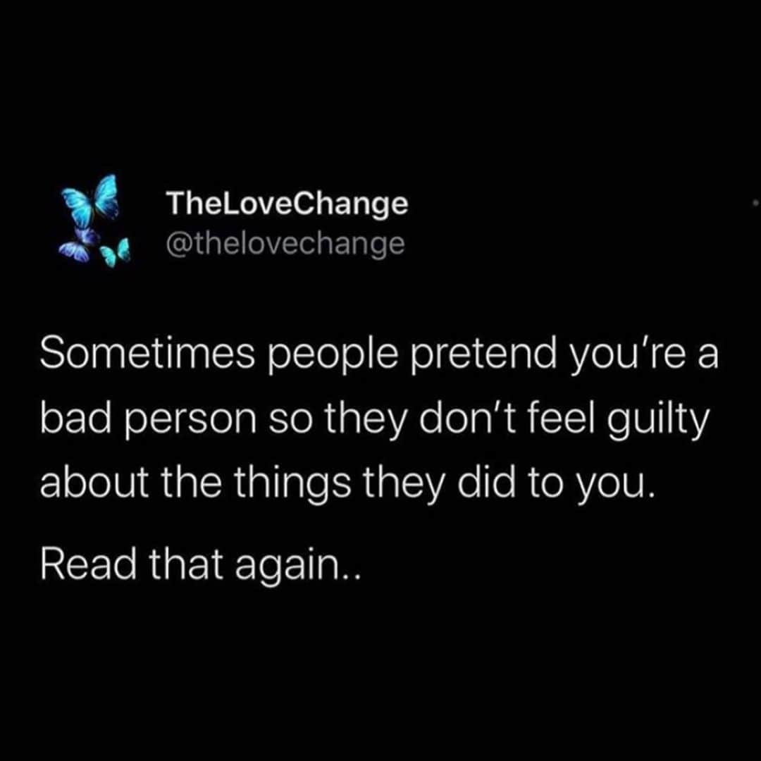 テス・ホリデーさんのインスタグラム写真 - (テス・ホリデーInstagram)「This week I’ve really been diving deep into my trauma. It’s hard to say out loud to not only myself, but to admit to y’all that I was in a toxic relationship for too long. It’s been a year but I still catch myself saying “I wish I left sooner” & then my friends, or my inner voice reminds me “you left when you could”. *sigh*  So plz enjoy these images that I’ve saved this week that made me go “damn, that’s me”, bc sometimes it’s just nice knowing you aren’t alone. Healing takes a lifetime, it’s not a race, so be kind to yourself. (Pointing the finger at me too) Love y’all.」10月30日 3時26分 - tessholliday