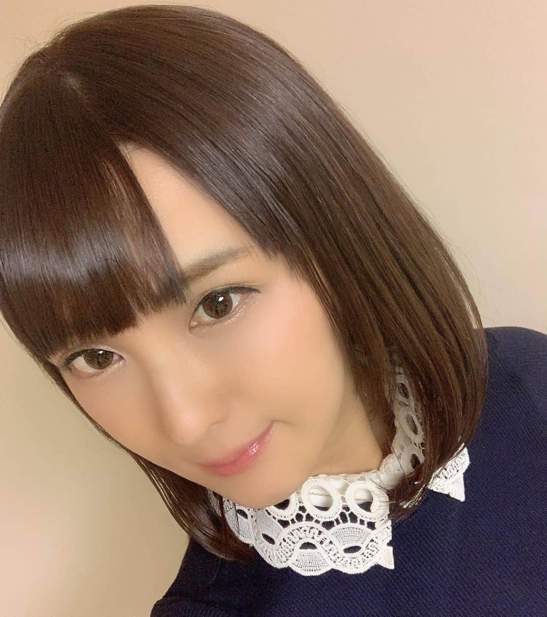 椿姫彩菜さんのインスタグラム写真 - (椿姫彩菜Instagram)「#Mリーグ　今期から　#渋谷ABEMAS  スポンサーの #ヘアサロンリトル　で髪を綺麗にしてもらってきました！！ やっぱり　#Mリーグを応援したい　つまりスポンサー様も微力ながら応援したいのであります♡  全国65店舗あるので行ってみてね！ https://anemone-salon.com/」10月29日 22時56分 - tsubakiayana