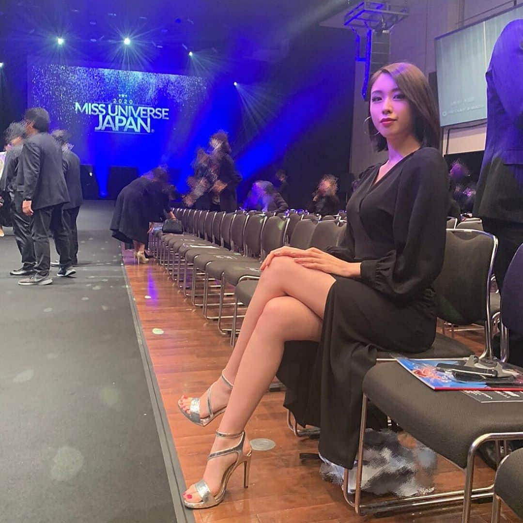 のインスタグラム：「. 今日は2020Miss Universe Japanを観てきました✨ 去年自分が出てたステージとか、レッスンとかその時の事思い出して オープニングから泣きそうになっちゃって🥺 . ナショナルディレクターの寛子さんが作るステージはやっぱり凄く凄くかっこよかった😭✨ . そしてアイシャ @aishatochigi 本当に本当におめでとう👑🤍 去年よりもパワーアップしてるアイシャが本当に輝いててかっこよかった😭 アイシャの魅力が世界中に伝わりますように🌿 . 本当に素敵な時間でした✨ 私も頑張ろって改めて思えた💪🏻 . #new #cyberjapan #サイバージャパン #新人 #cjd_chiaki #missuniverse #missuniversejapan #missuniversejapan2020 #ミスユニバース #ミスユニバースジャパン」
