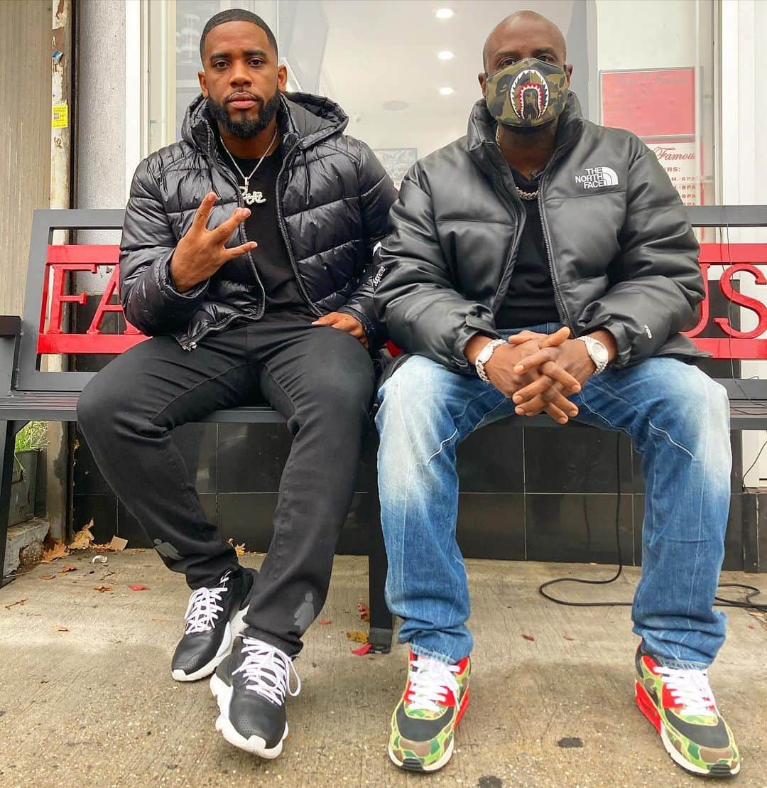 ファンクマスター・フレックスのインスタグラム：「@reasontde project out now... freestyle on the way... and we cooking up for my album... WHO ELSE SHOULD I HAVE ON MY ALBUM? @fade2famous」