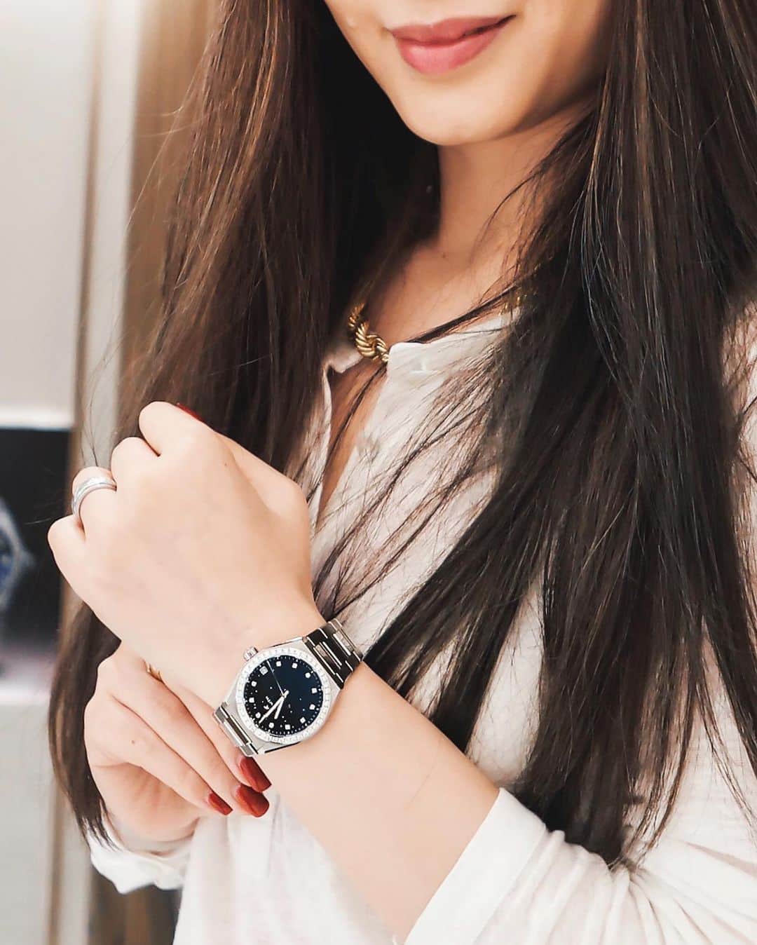 Ruby Kwanさんのインスタグラム写真 - (Ruby KwanInstagram)「Calling all the fellow independent, visionary and inspirational women who strive to pursue your dream and to reach your star; a dedicated watch collection was launched by Zenith early this year. The DEFY Midnight collection is all about modern femininity and versatility. ✨ Swipe to see whether a chic and smart version goes well with my style or the diamond version win? 💎💎💎 #zenith #dreamhers #rougecloset  #zenithwatches #zenithdreamhers #defymidnight #timetoreachyourstar #OWC #orientalwatch #orientalwatchcompany  #東方表行」10月29日 23時27分 - rougecloset