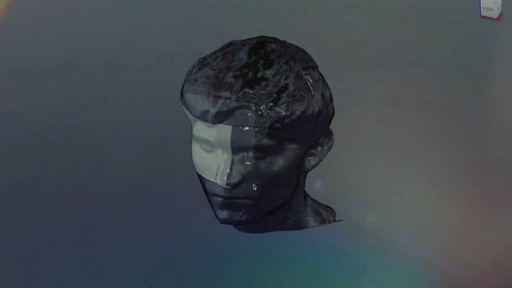 ウルリック・マンターのインスタグラム：「Don’t worry tomorrow! Pre-save Don’t Worry today👍 Link in bio」