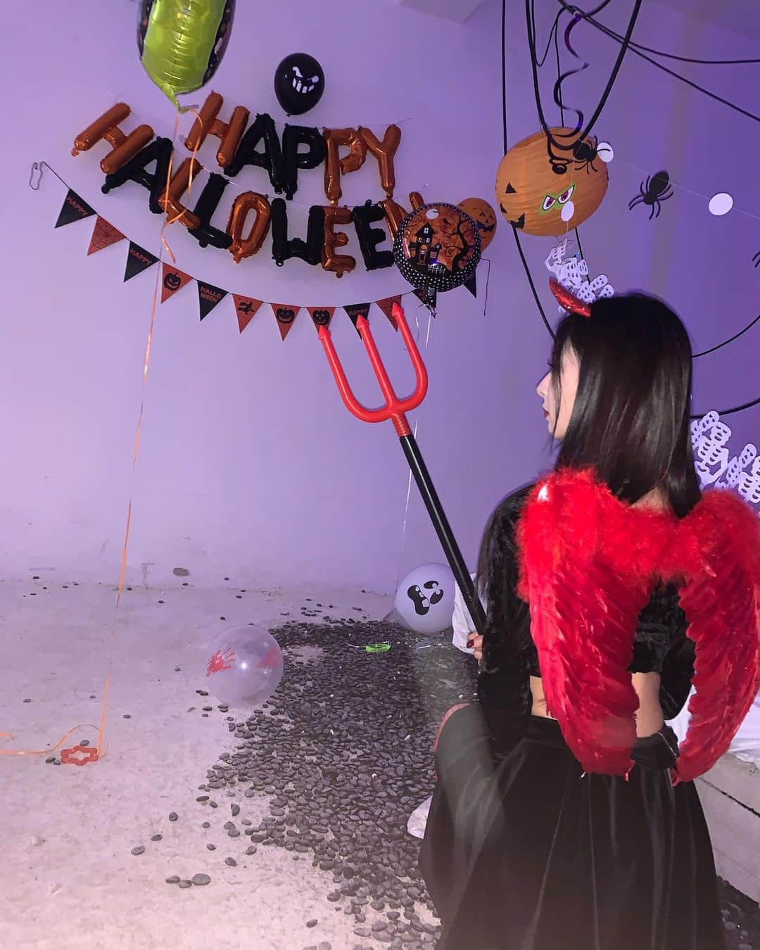 イ・ヨンユさんのインスタグラム写真 - (イ・ヨンユInstagram)「devilll😈」10月30日 0時37分 - 0.you__