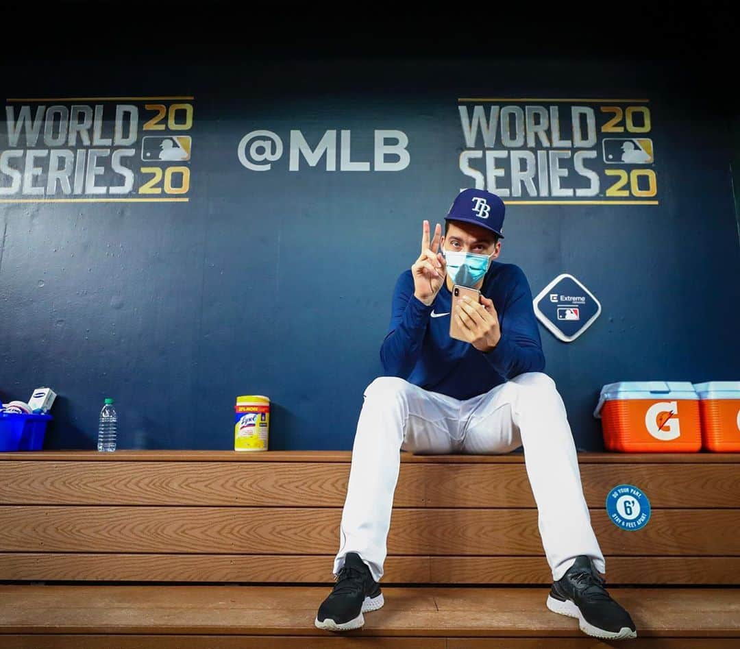 ブレイク・スネルのインスタグラム：「Thank you to everyone that made this year possible for the baseball season to happen! We had a great run and we came up short... but we learned a lot that will make us better for next year! I can’t wait to see what this team can do next season! To our fans and just baseball fans in general thank you for letting me feel your passion even when we couldn’t have you in the stands! Love y’all and stay safe! 🦖」
