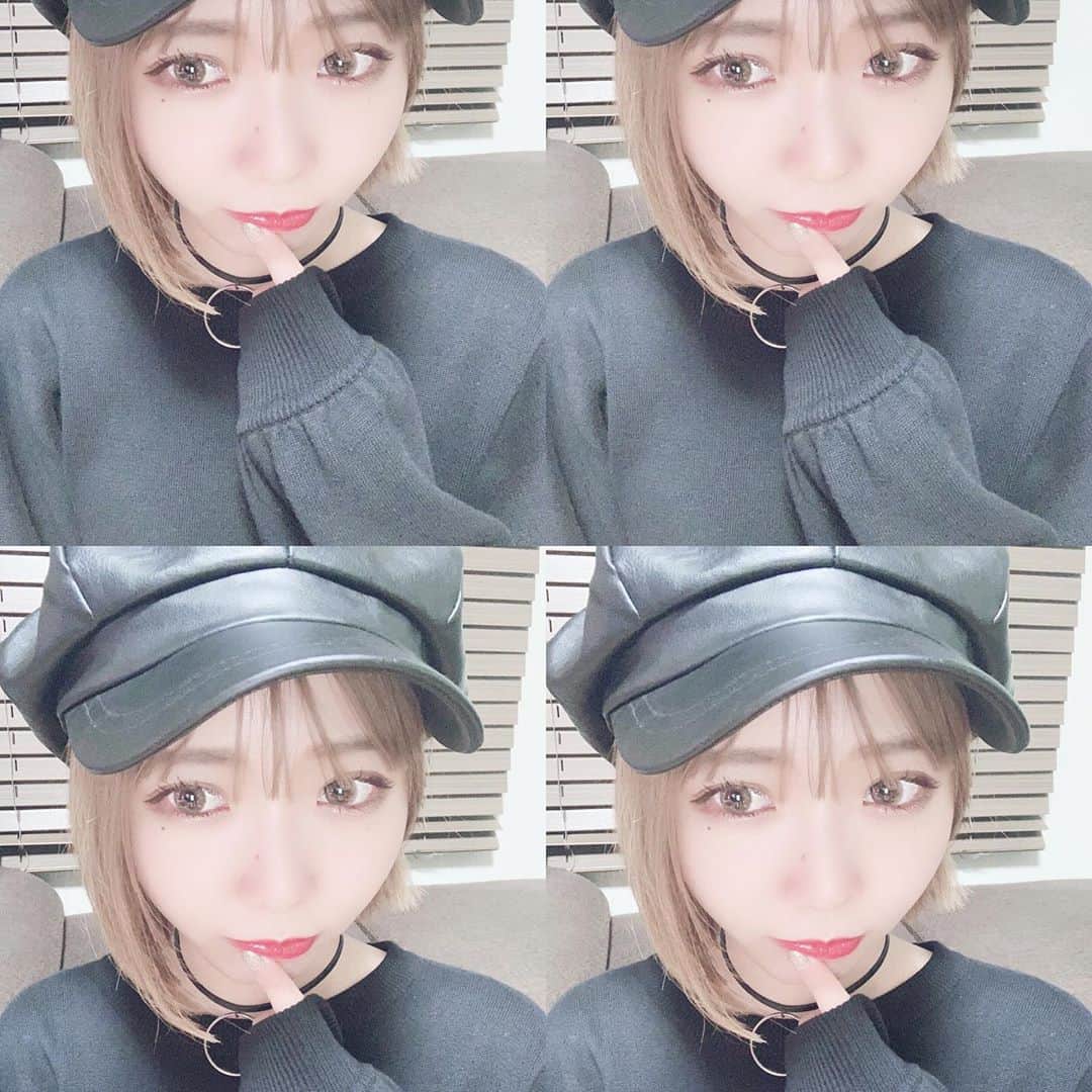 桑名利瑠のインスタグラム：「. . . good night...🌙 今日もありがとう。 . . . #fashion #followforfollowback #followｍe #l4l #selfie #selca #outfit #outfitoftheday #makeup #make #ショートボブ #ハイトーン #金髪 #instafashion #instapic #instagood #instadaily #code #東京 #お洒落 #casquette #azulbymoussy #goodnight」