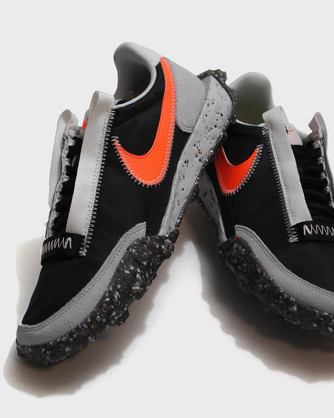 A+Sのインスタグラム：「2020. 11. 2 (mon) in store  ■NIKE WAFFLE RACER CRATER COLOR : SUMMIT WHITE/HYPER CRIMSON-PHOTON DUST SIZE : 23.0cm - 29.0cm PRICE : ¥11,000 (+TAX)  1977年のオリジナルモデルに斬新なひねりを加えたナイキ ワッフル レーサー。抜群に快適なCraterフォームミッドソールと、Nike Grindラバーのディテール組み合わせ、トラックをイメージした頑丈なスタイルの一足です。 アッパーを包み込むワッフルソールのディテールは、装飾的なステッチがあふれるデザイン。モダンなDIYスタイルを演出します。 リサイクル素材を20％以上使用。廃棄物ゼロを目指すNikeの取り組みに参加できる一足です。  A Nike waffle racer with a novel twist on the 1977 original model. An exceptionally comfortable Crater foam midsole combined with Nike Grind rubber detail, this pair is rugged and truck-inspired. The details of the waffle sole that wraps around the upper are designed with decorative stitching. Produce a modern DIY style. Uses 20% or more of recycled materials. It's a pair that you can participate in Nike's efforts to achieve zero waste.  #a_and_s #NIKE #NIKEWAFFLERACER #NIKEWAFFLERACERCRATER #SUSTAINABLE」