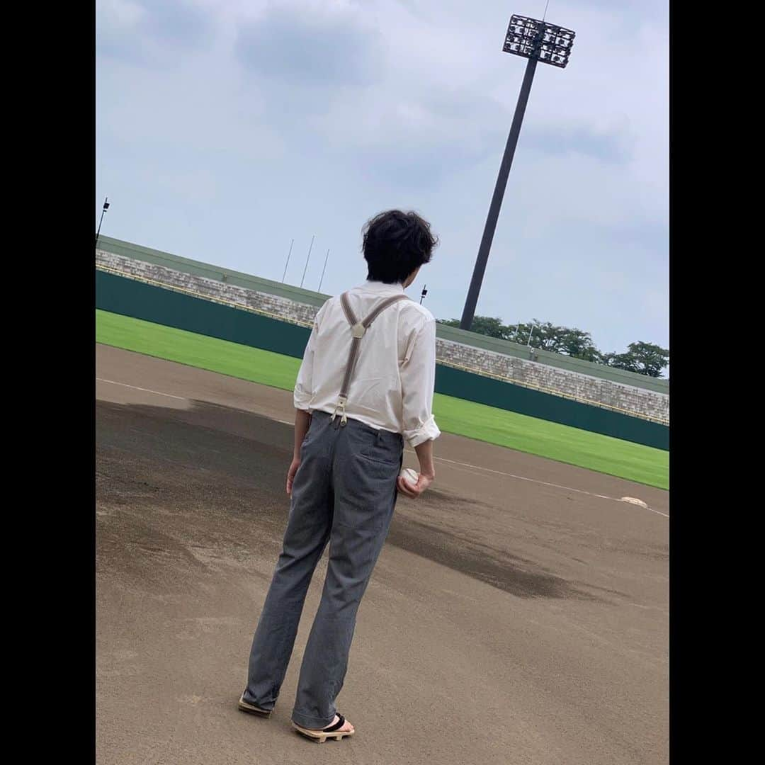 山崎育三郎さんのインスタグラム写真 - (山崎育三郎Instagram)「. 栄冠は君に輝く  2020年、朝ドラ「エール」で歌わせていただけたこと、一生の宝です。  #エール #栄冠は君に輝く #佐藤久志」10月30日 11時22分 - ikusaburo_yamazaki