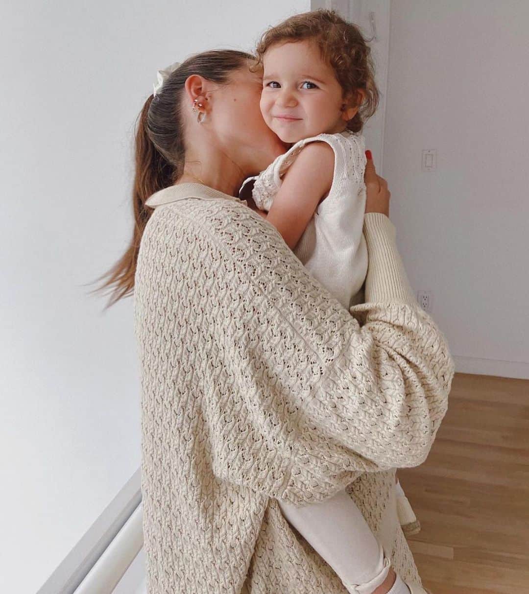 We Wore Whatのインスタグラム：「This afternoon I was asked to officially be Paloma’s godmother 🥺😭💕 It’s a role I am honored to accept and know comes with great responsibility. Living down the hall from this little one has changed my perspective on so many things in life but mostly P has made me want to be an even better role model to her and my followers.. I want to be an example of a woman who supports other women with undeniable fierceness. I want to show her that you can be courageous and strong, while being kind and humble too. Happy birthday my sweet girl, from your newly appointed godmother Auntie Dani 😊🥰 I promise not to spoil you, too much!」