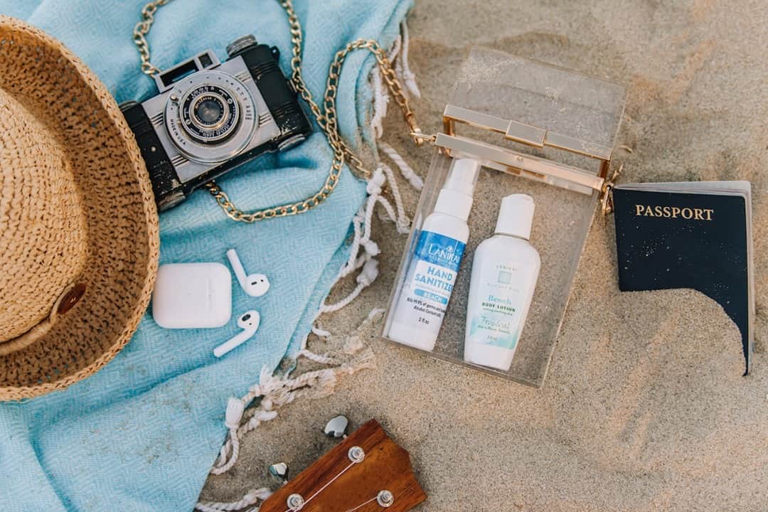 Lanikai Bath and Bodyさんのインスタグラム写真 - (Lanikai Bath and BodyInstagram)「🌊Meet the minis you'll take literally everywhere. From body lotion to washes & sanitizer, we've put all of your favorites into super-portable, TSA Friendly travel-sizes..making on the go-body care easier than ever! Take paradise with you wherever you go.」10月30日 4時01分 - lanikaibathandbody