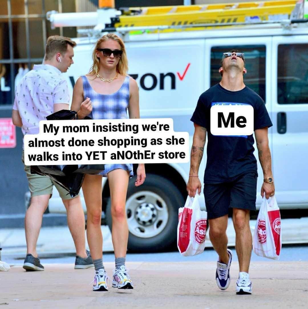 BuzzFeedさんのインスタグラム写真 - (BuzzFeedInstagram)「Remember being dragged along to run errands with your mom?  Via @buzzfeedshopping」10月30日 5時00分 - buzzfeed