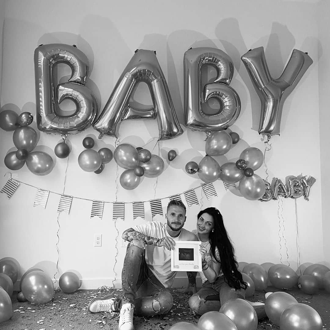 アレクサンデル ビュットネルさんのインスタグラム アレクサンデル ビュットネル Alexanderbuttner