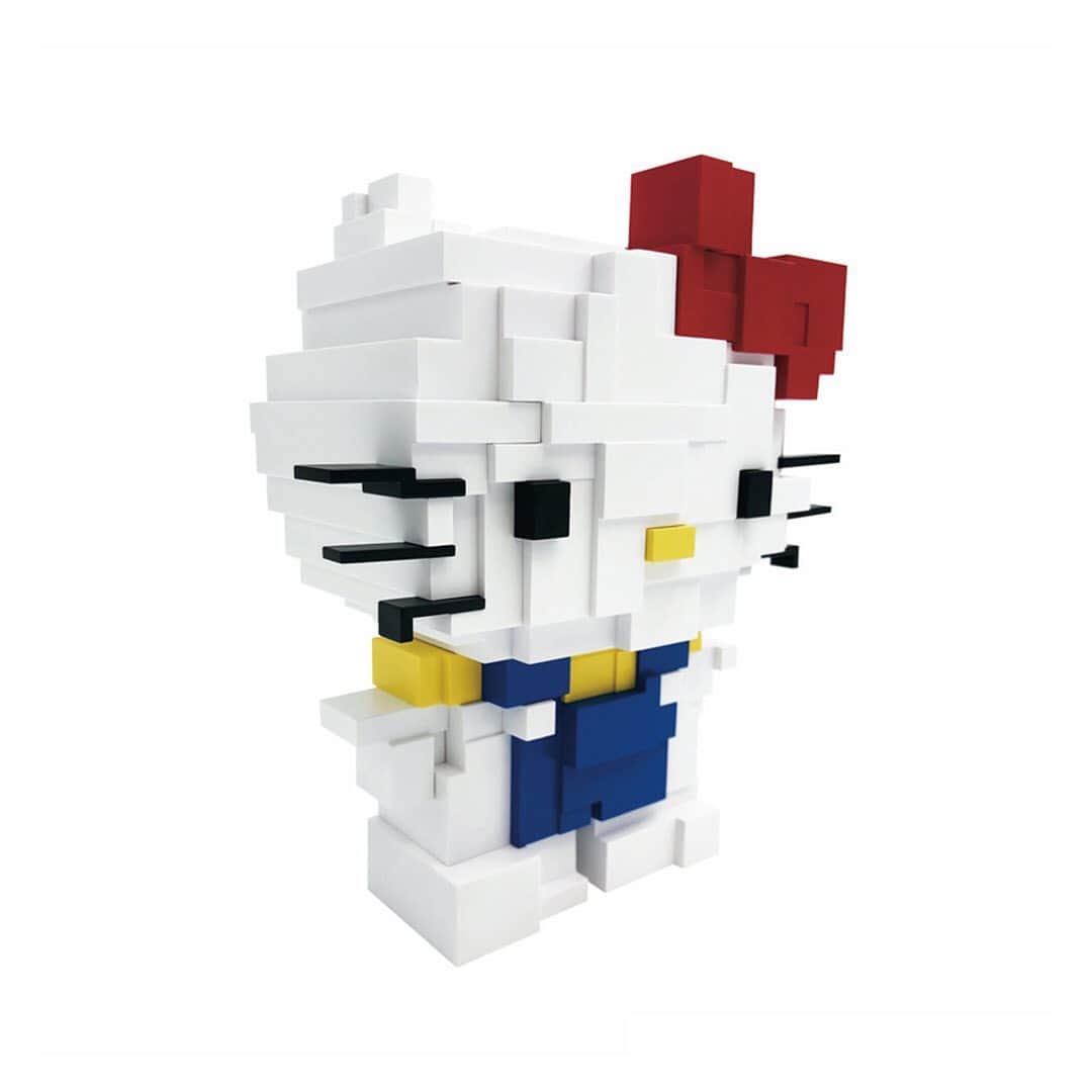 HYPEBEASTさんのインスタグラム写真 - (HYPEBEASTInstagram)「@hypebeastart: Adam Lister (@listergallery) has returned with an official collaboration between @sanrio and @medicom_toy. The project consists of a limited edition vinyl statue of a pixelated, geometric Hello Kitty. From the red bow to the blue overalls, Lister interprets the famous fictional character in his signature 8-bit elements as observed in his original watercolor paintings. The collectible was initially inspired by his daughter’s favorite cartoon, Hello Kitty. Check the link in bio for release info.⁠⠀ Photo: Adam Lister⁠」10月30日 4時21分 - hypebeast