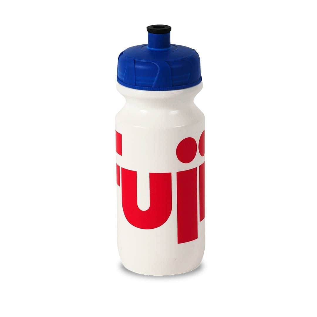 Fuji Bikesさんのインスタグラム写真 - (Fuji BikesInstagram)「You asked, we answered! Now you can show your Fuji pride on and off the bike with our new Fuji Gear. Featuring everything from t-shirts to posters we have just what you're looking for in a variety of designs, including our coveted retro logo. All products ship directly to you, but act fast - quantities are limited! Check out the store at the link in our bio.  *Available in the US only  #FujiBikes」10月30日 4時23分 - fujibikes