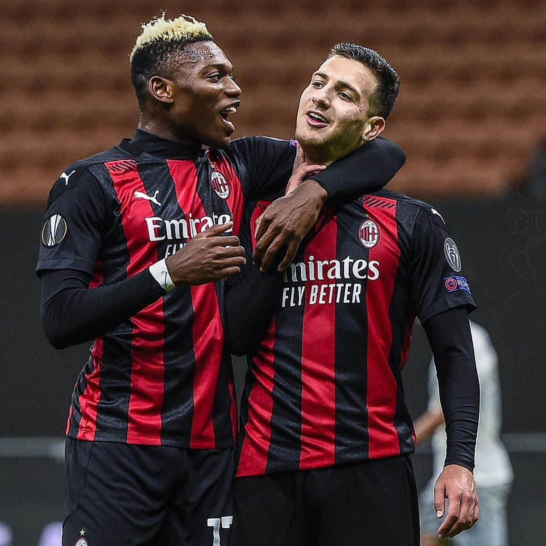 ACミランさんのインスタグラム写真 - (ACミランInstagram)「Check pulse ✅ First goal in rossonero ✅ Spot on, @diogodalot 🔴⚫ #MilanSparta 3-0 #SempreMilan #UEL」10月30日 4時55分 - acmilan