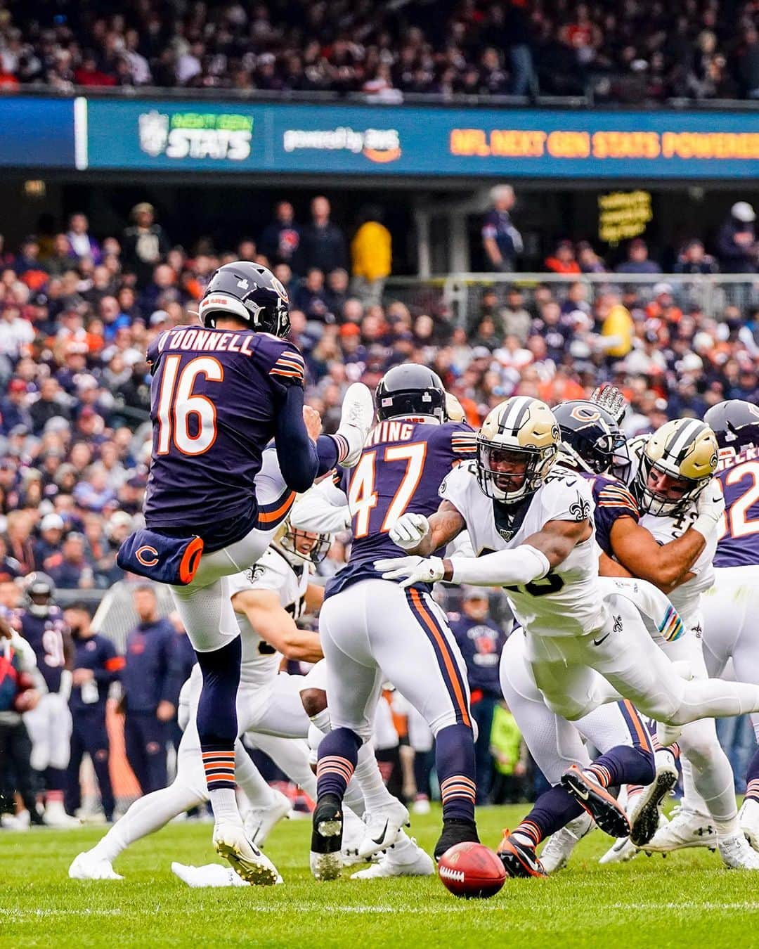 ニューオーリンズ・セインツさんのインスタグラム写真 - (ニューオーリンズ・セインツInstagram)「#TBT: @iam_jtgray set the tone for last season’s game in Chicago🙅‍♂️ #NOvsCHI • Sun. 3:25 PM CT on Fox」10月30日 5時46分 - saints