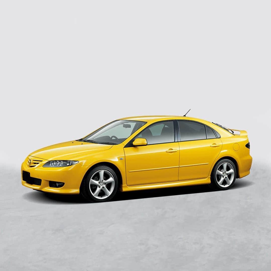MAZDA Canadaのインスタグラム：「Launched in 2002 with "Zoom-Zoom", a new brand message that expressed the emotion of motion felt as a child, this vehicle was the first product execution out of Mazda’s strategy to develop and launch cars that fully embodied its brand DNA. The model’s responsive engine and suspension as well as sporty and athletic design won rave reviews and won 23 awards by the end of the year in 16 countries and regions worldwide. #namethatMazda」