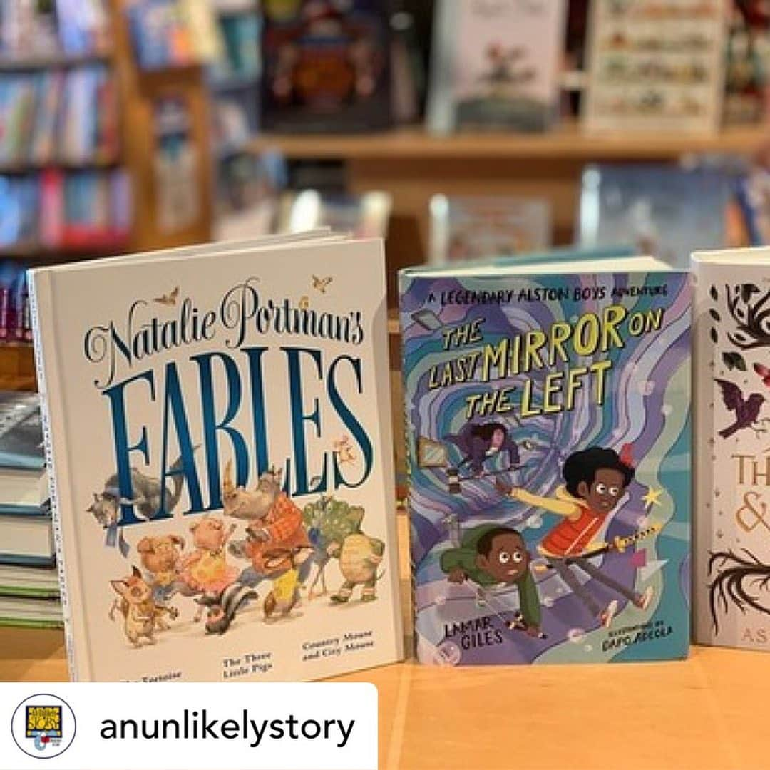 ナタリー・ポートマンさんのインスタグラム写真 - (ナタリー・ポートマンInstagram)「Woke up to the news that Natalie Portman’s Fables is #5 on the NYT Bestseller List for Children’s Picture Books 📚✨ Thank you to everyone who has already ordered! You can’t imagine how meaningful this is to me. I wrote this book full of love and hope for my children and their generation. I hope it’s bringing smiles and love to your families as well.」10月30日 6時04分 - natalieportman