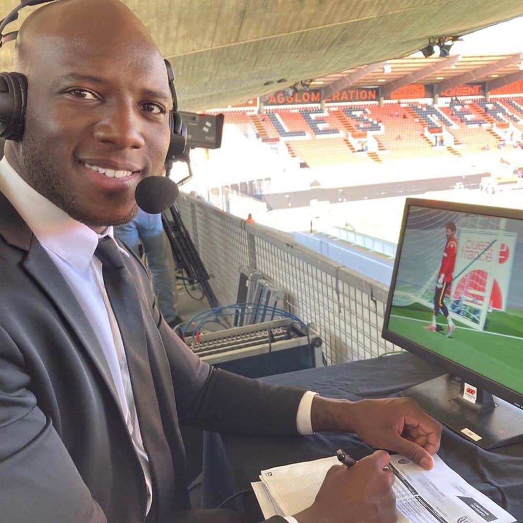 ミカエル・シアニのインスタグラム：「Encore sur les terrains 😉@telefootlachaine #Passion #Foot #Ligue1」