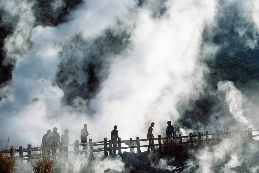 Michael Yamashitaさんのインスタグラム写真 - (Michael YamashitaInstagram)「Lost in fog, Kyushu, Japan: views from above the clouds in Aso-Kuju National park. Centered around several active volcanos and hot springs, Aso is often called the earths volcanic theater. #asokujunationalpark #aso #kyushu」10月30日 6時02分 - yamashitaphoto