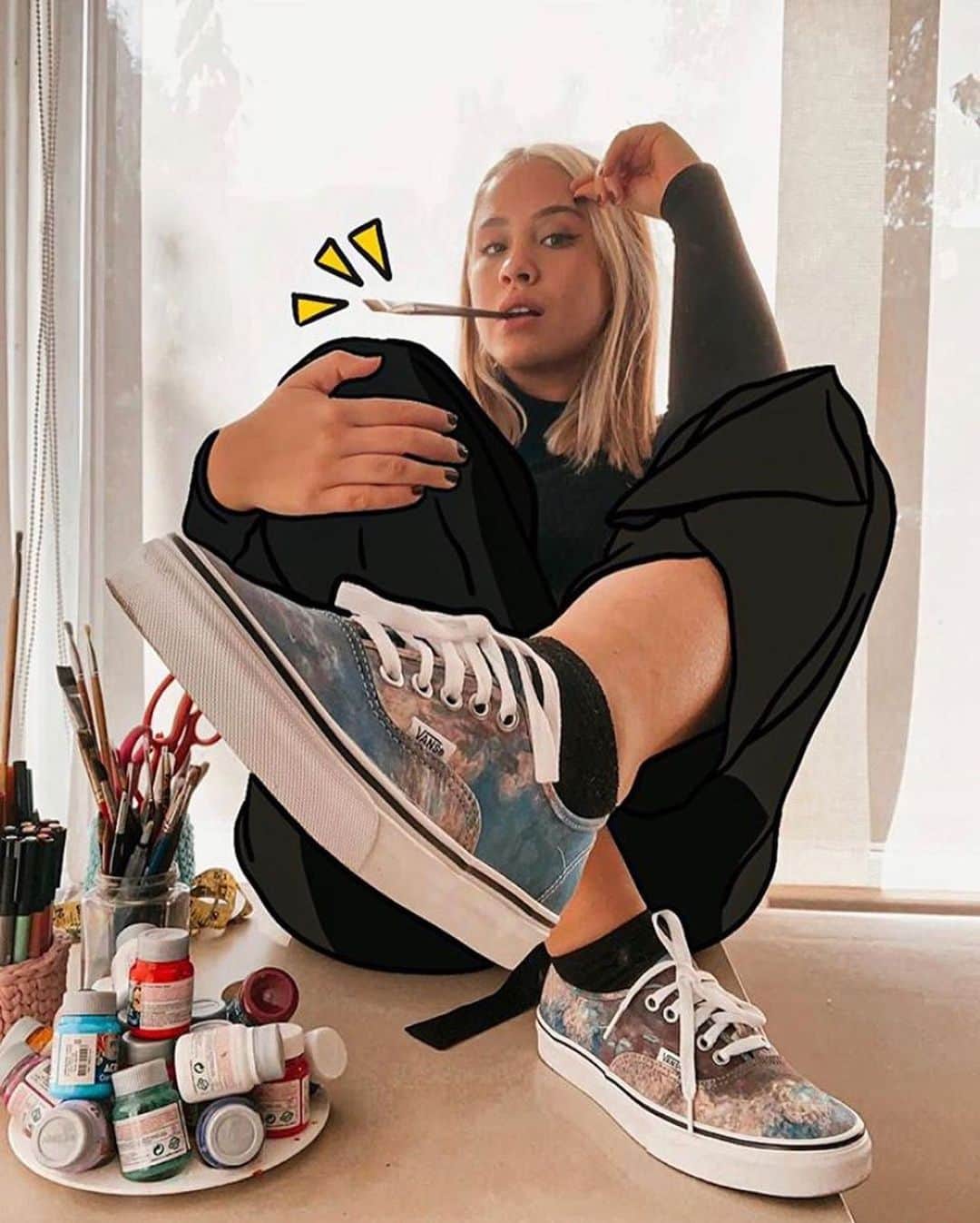 vansさんのインスタグラム写真 - (vansInstagram)「@CaseyKemperArt @Nadcil @SoyMaryDany & @Aleepalaa in the new Vans MoMA collection. Head to vans.com/moma to shop or find a store near you, then share your looks with #VansMoMA」10月30日 6時07分 - vans